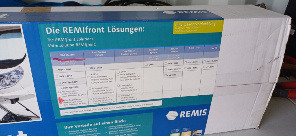 Remis Front Verdunklungsrollo